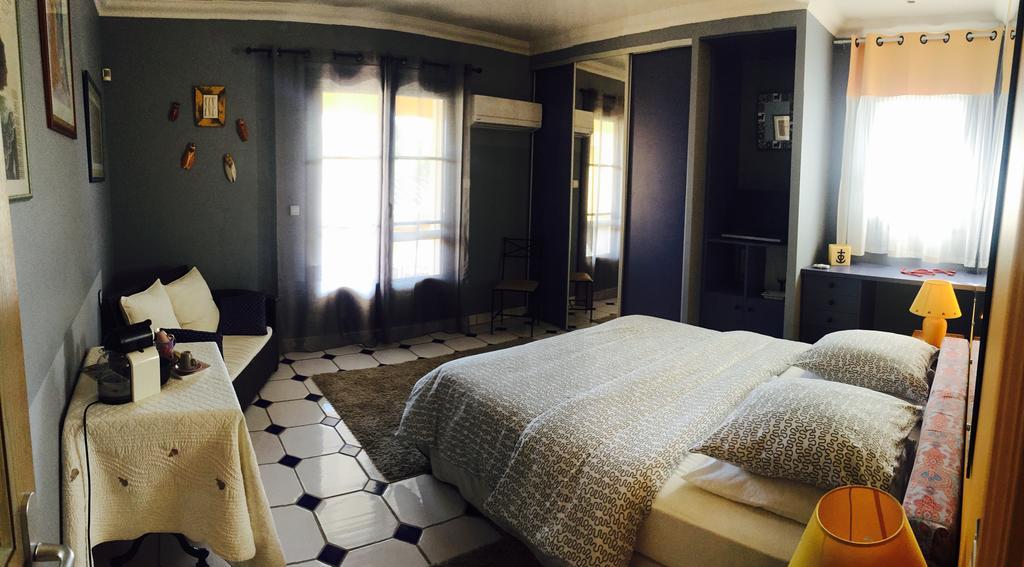 Les Chambres Du Midi Aigues-Mortes Kültér fotó